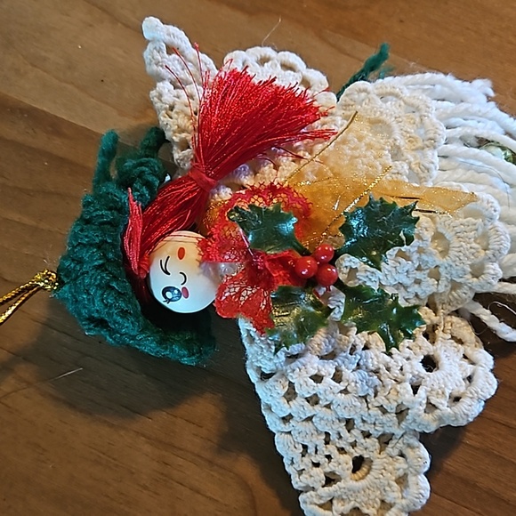 Hand Crafted Crochet Angel white green red colors multicolored plastic beaded - Picture 3 of 17